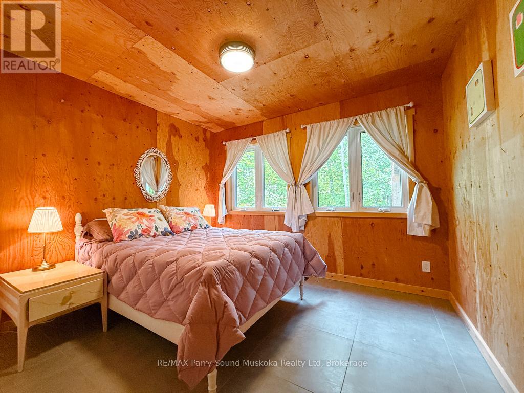 71 Crown Retreats Road, Whitestone, Ontario  P0A 1G0 - Photo 19 - X12401331