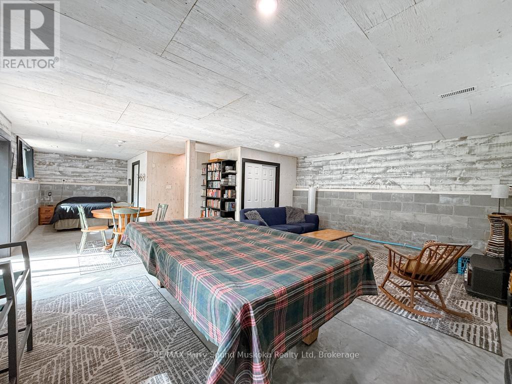 71 Crown Retreats Road, Whitestone, Ontario  P0A 1G0 - Photo 22 - X12401331