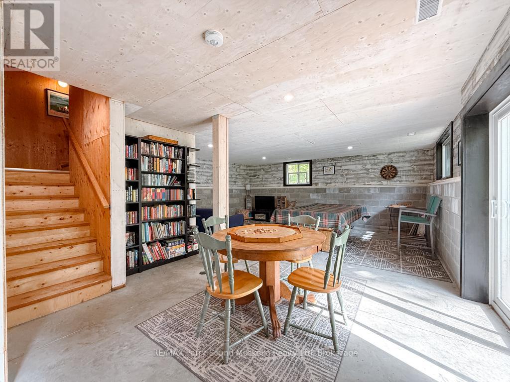 71 Crown Retreats Road, Whitestone, Ontario  P0A 1G0 - Photo 23 - X12401331