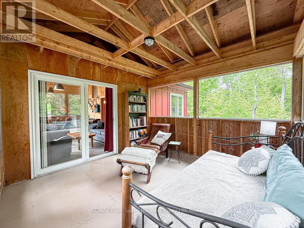 71 Crown Retreats Road, Whitestone, Ontario  P0A 1G0 - Photo 4 - X12401331