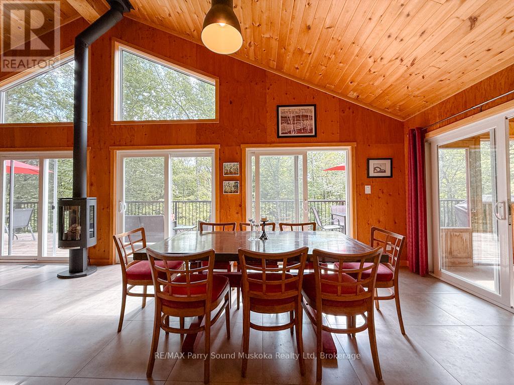 71 Crown Retreats Road, Whitestone, Ontario  P0A 1G0 - Photo 8 - X12401331