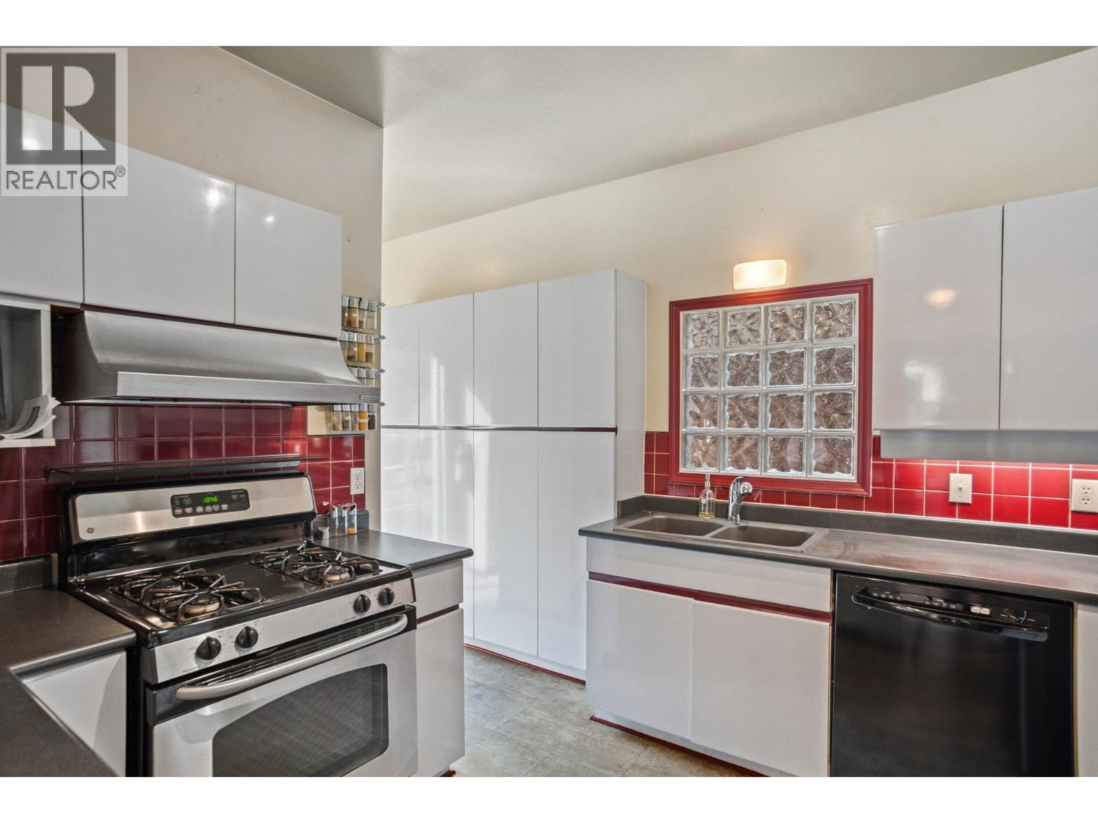 1842 Macdonald Street, Vancouver, British Columbia  V6K 3X9 - Photo 15 - R3045896
