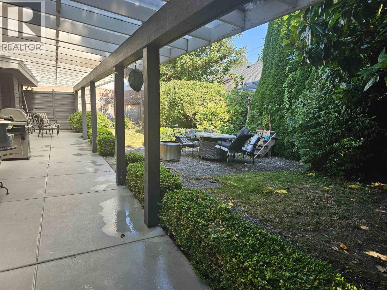 4664 51 Street, Delta, British Columbia  V4K 2V7 - Photo 2 - R3046960