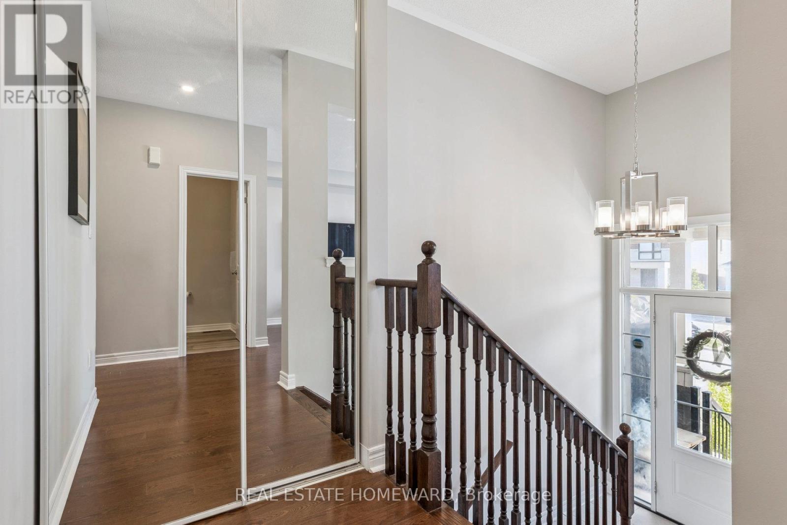 2612 Cerise Manor, Pickering, Ontario  L1X 0G8 - Photo 5 - E12401166