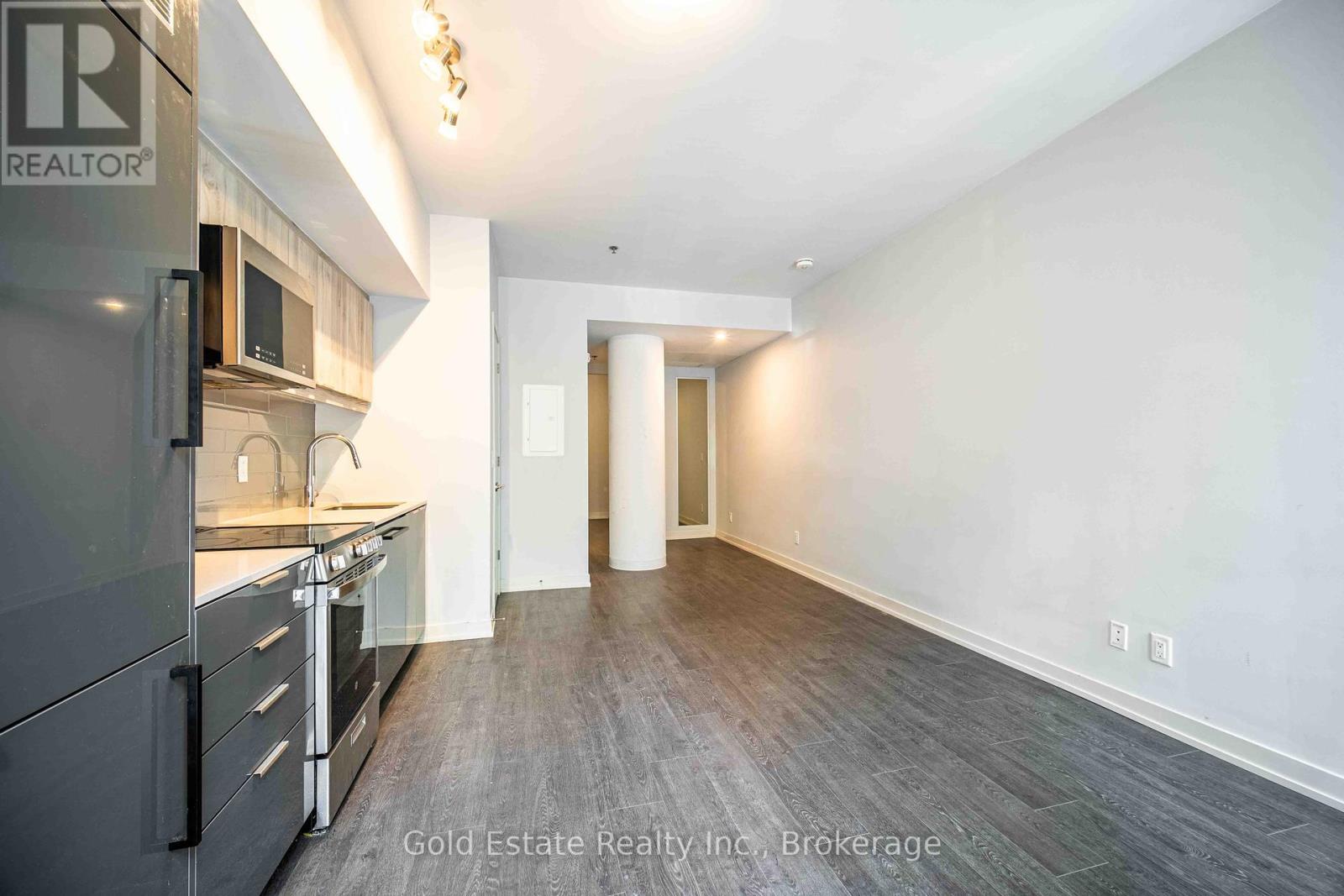 107 - 104 Glen Everest Road, Toronto (Birchcliffe-Cliffside), Ontario  M1N 0C3 - Photo 11 - E12401168