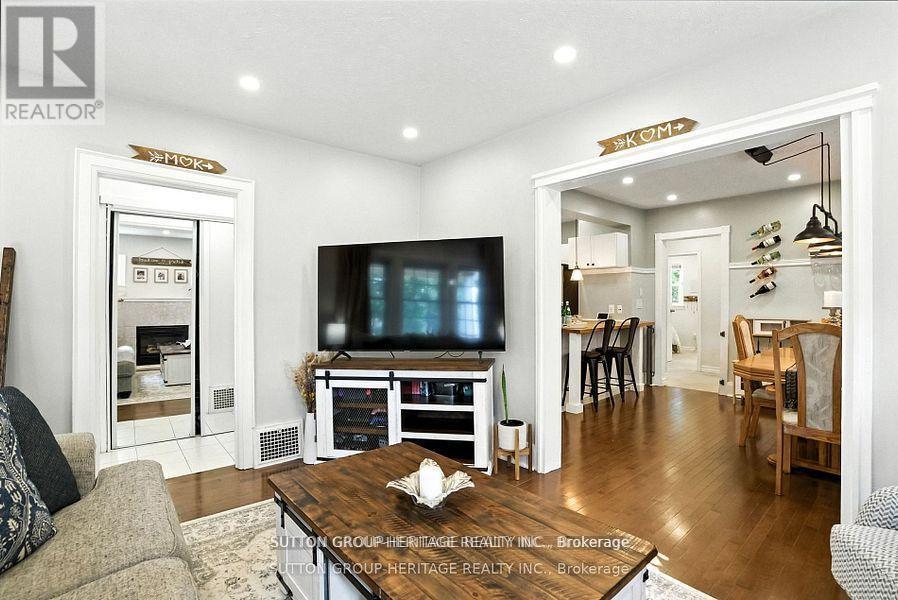 441 Miller Avenue, Oshawa, Ontario  L1J 2S8 - Photo 7 - E12401216