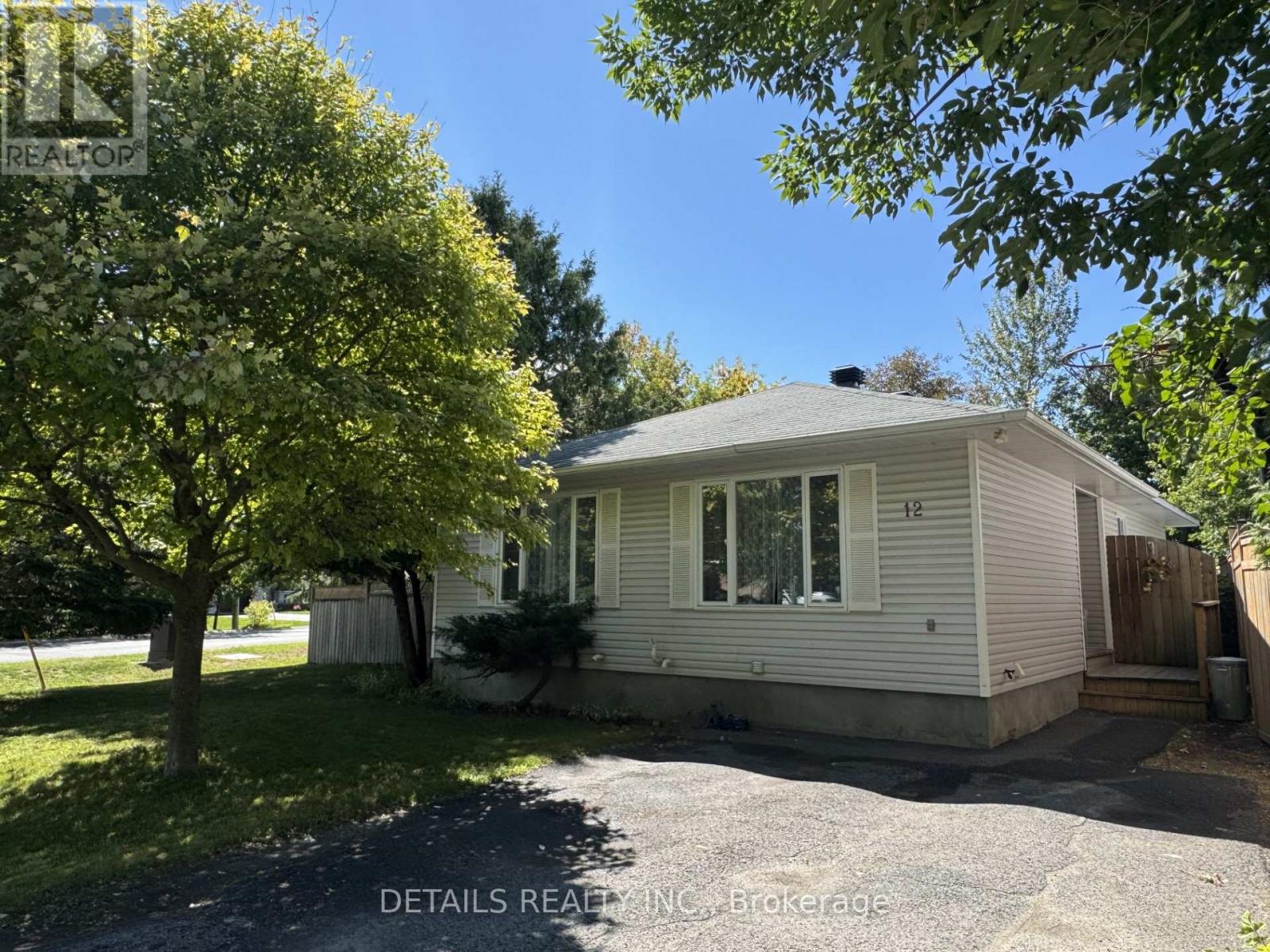 Property at 12 HENRY GOULBURN WAY image 1