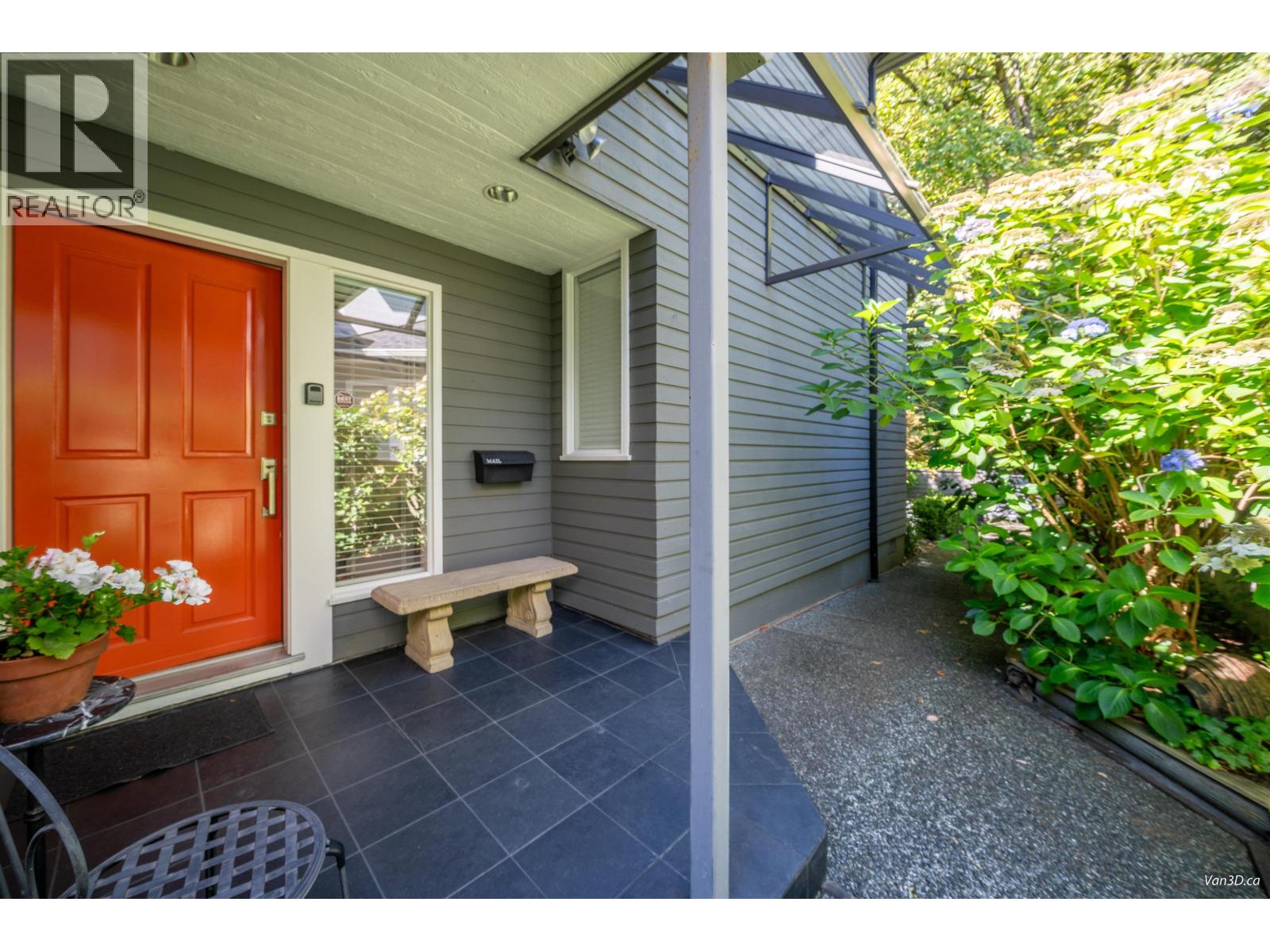 1744 W 14th Avenue, Vancouver, British Columbia  V6J 2J7 - Photo 5 - R3047315