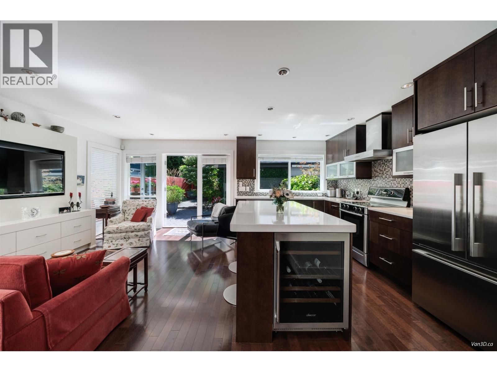 1744 W 14th Avenue, Vancouver, British Columbia  V6J 2J7 - Photo 8 - R3047315