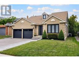 413 MATHEWS COURT, Newmarket, Ontario