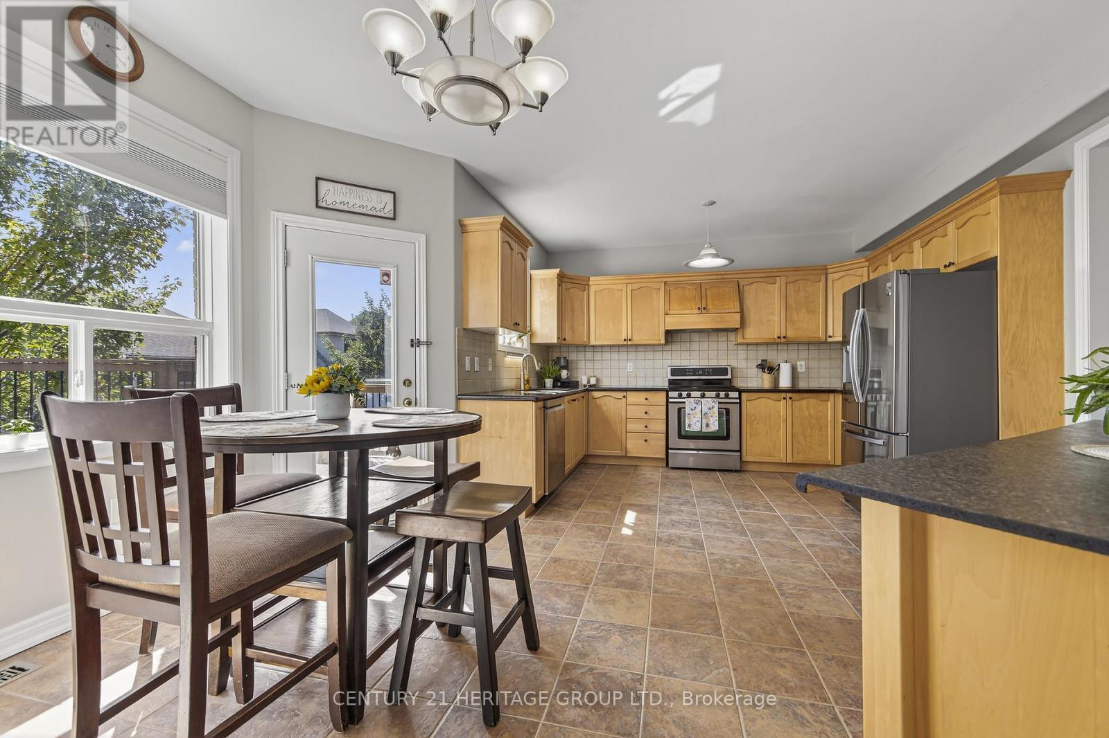 33 Highland Terrace, Bradford West Gwillimbury, Ontario  L3Z 3E9 - Photo 15 - N12401175