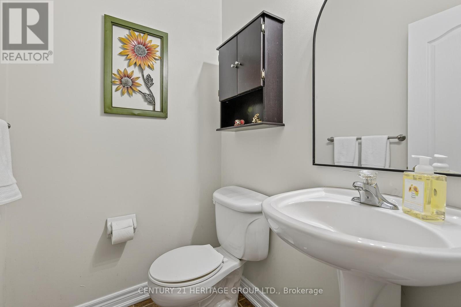 33 Highland Terrace, Bradford West Gwillimbury, Ontario  L3Z 3E9 - Photo 19 - N12401175