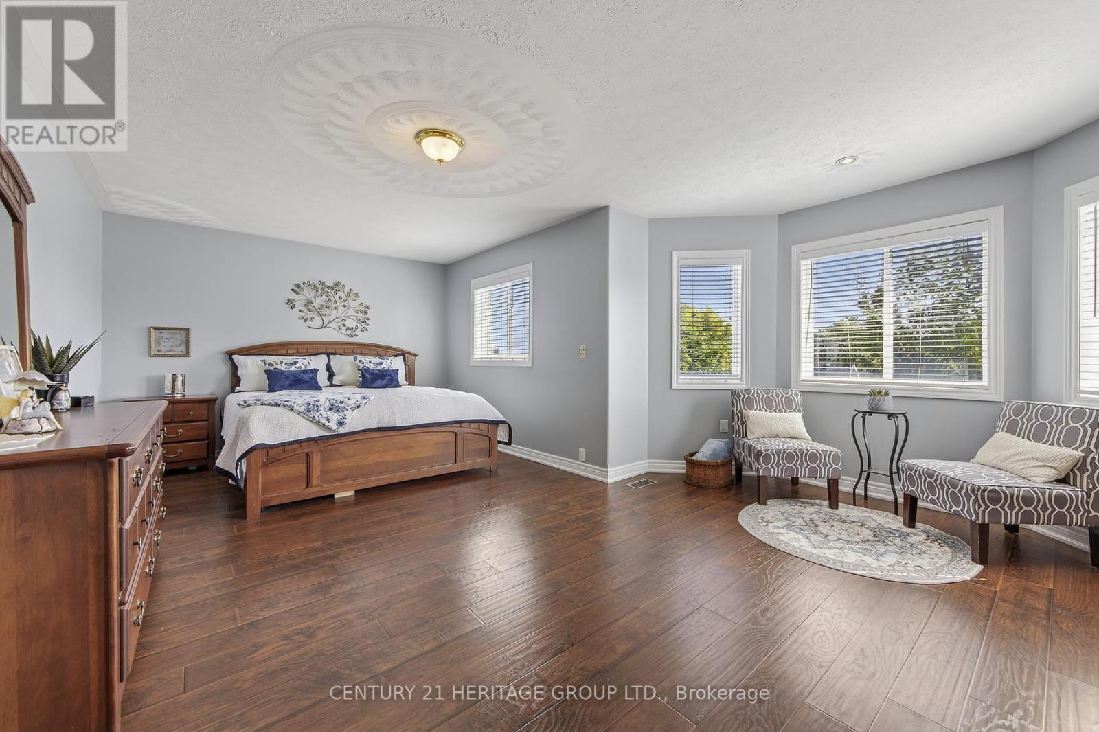 33 Highland Terrace, Bradford West Gwillimbury, Ontario  L3Z 3E9 - Photo 22 - N12401175