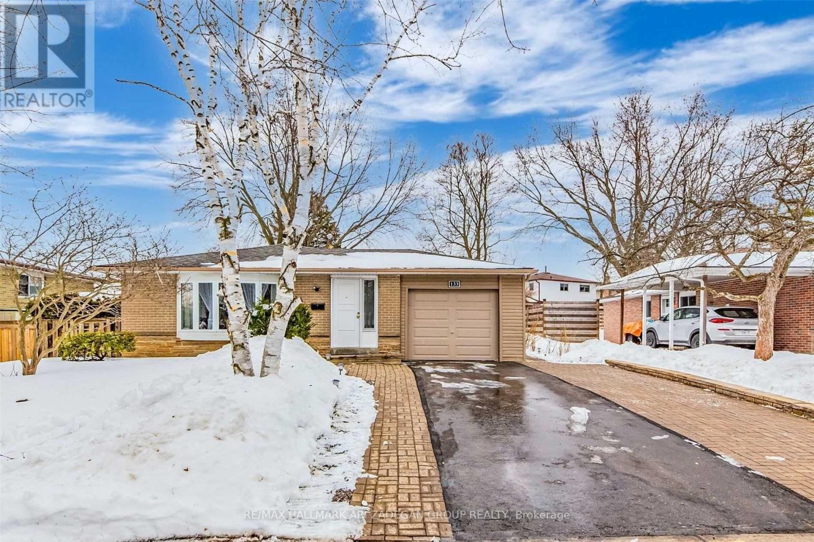 MAIN - 133 ORCHARD HEIGHTS BOULEVARD, Aurora, Ontario