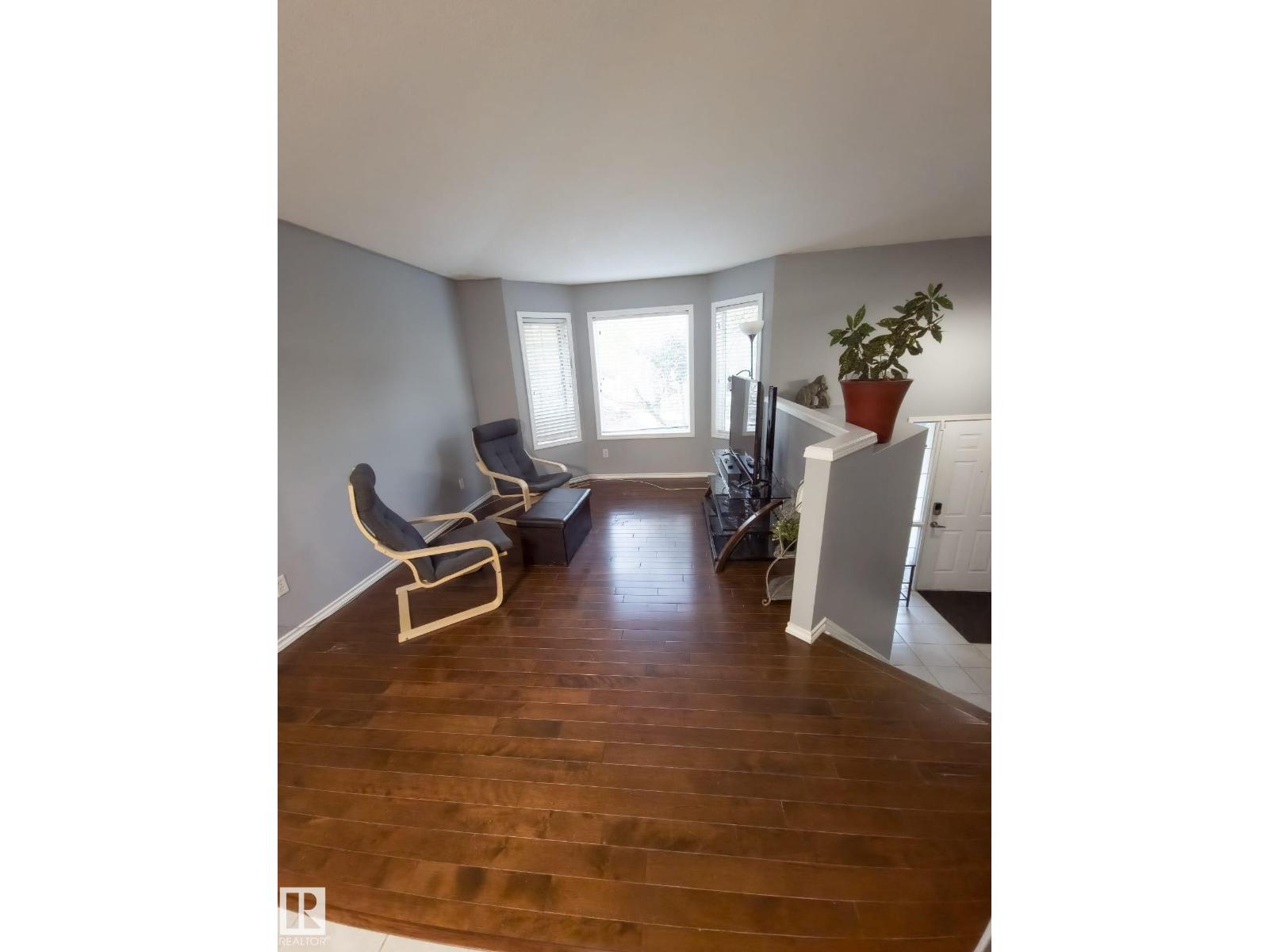 3010 49 St, Beaumont, Alberta  T4X 1S6 - Photo 6 - E4457579