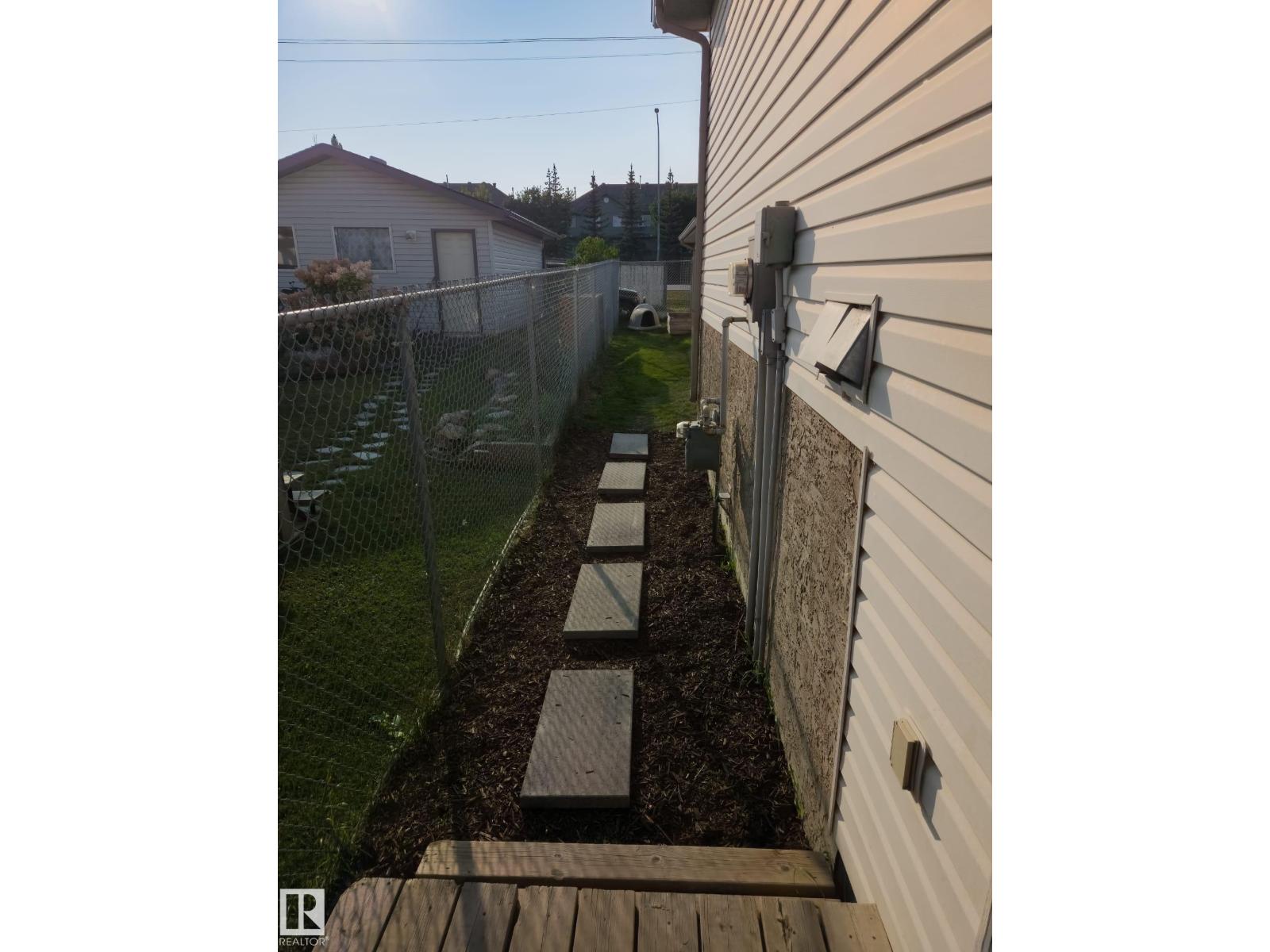 3010 49 St, Beaumont, Alberta  T4X 1S6 - Photo 23 - E4457579