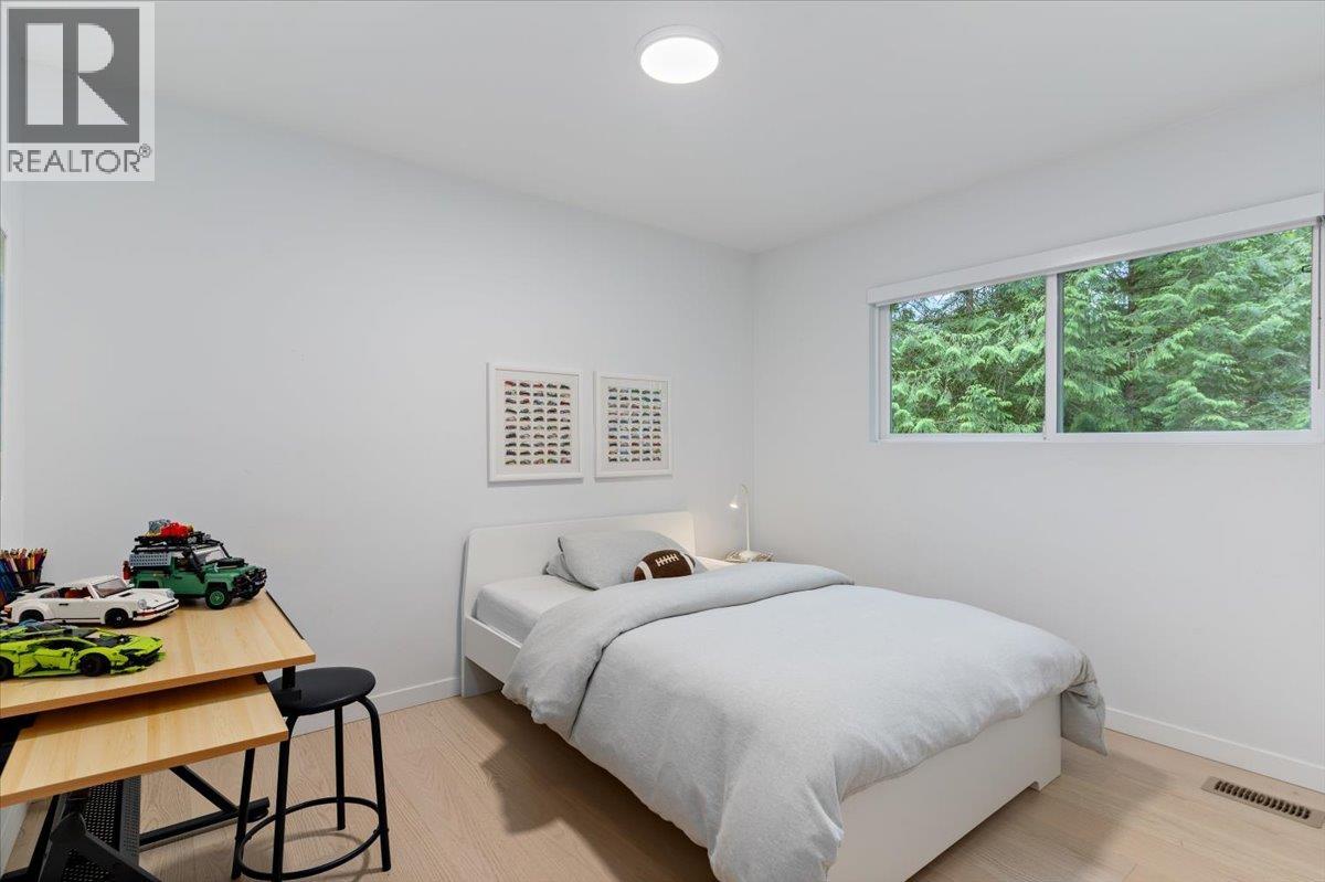 4514 Glenwood Avenue, North Vancouver, British Columbia  V7R 4G5 - Photo 14 - R3047319