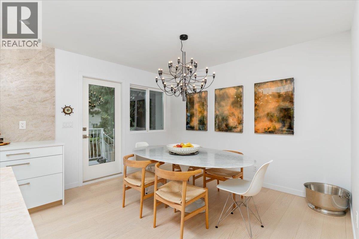 4514 Glenwood Avenue, North Vancouver, British Columbia  V7R 4G5 - Photo 9 - R3047319