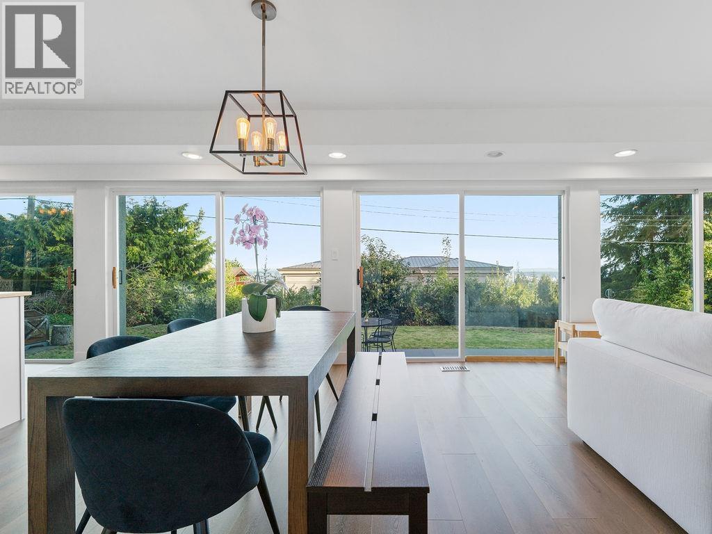 1040 Crestline Road, West Vancouver, British Columbia  V7S 2E2 - Photo 12 - R3047324