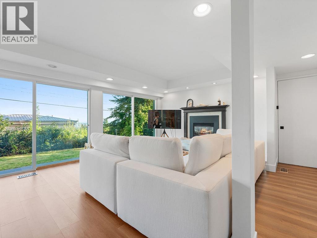 1040 Crestline Road, West Vancouver, British Columbia  V7S 2E2 - Photo 17 - R3047324