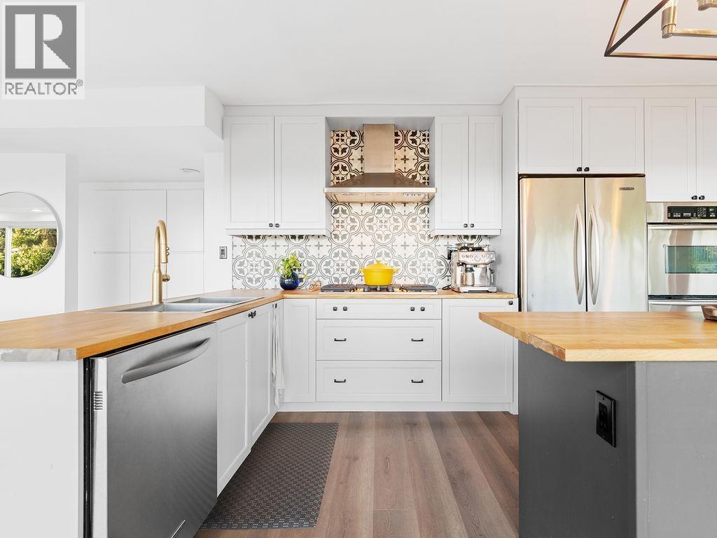 1040 Crestline Road, West Vancouver, British Columbia  V7S 2E2 - Photo 8 - R3047324