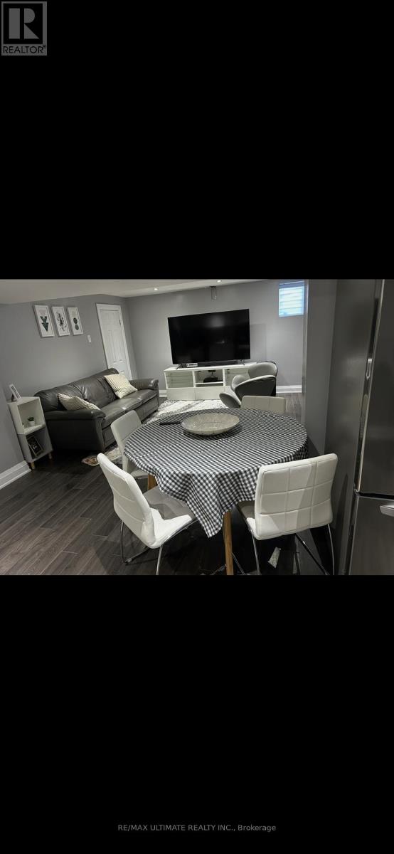 21 Benway Drive, Toronto, Ontario  M9W 1Z2 - Photo 8 - W12401160