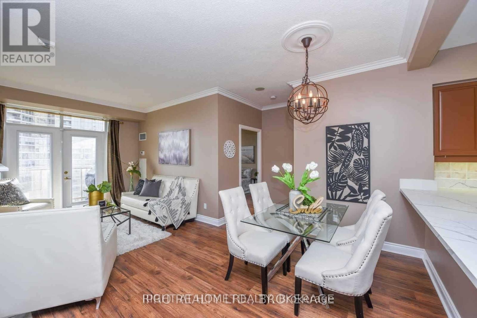 2607 - 35 Kingsbridge Garden Circle, Mississauga, Ontario  L5R 3Z5 - Photo 5 - W12401170