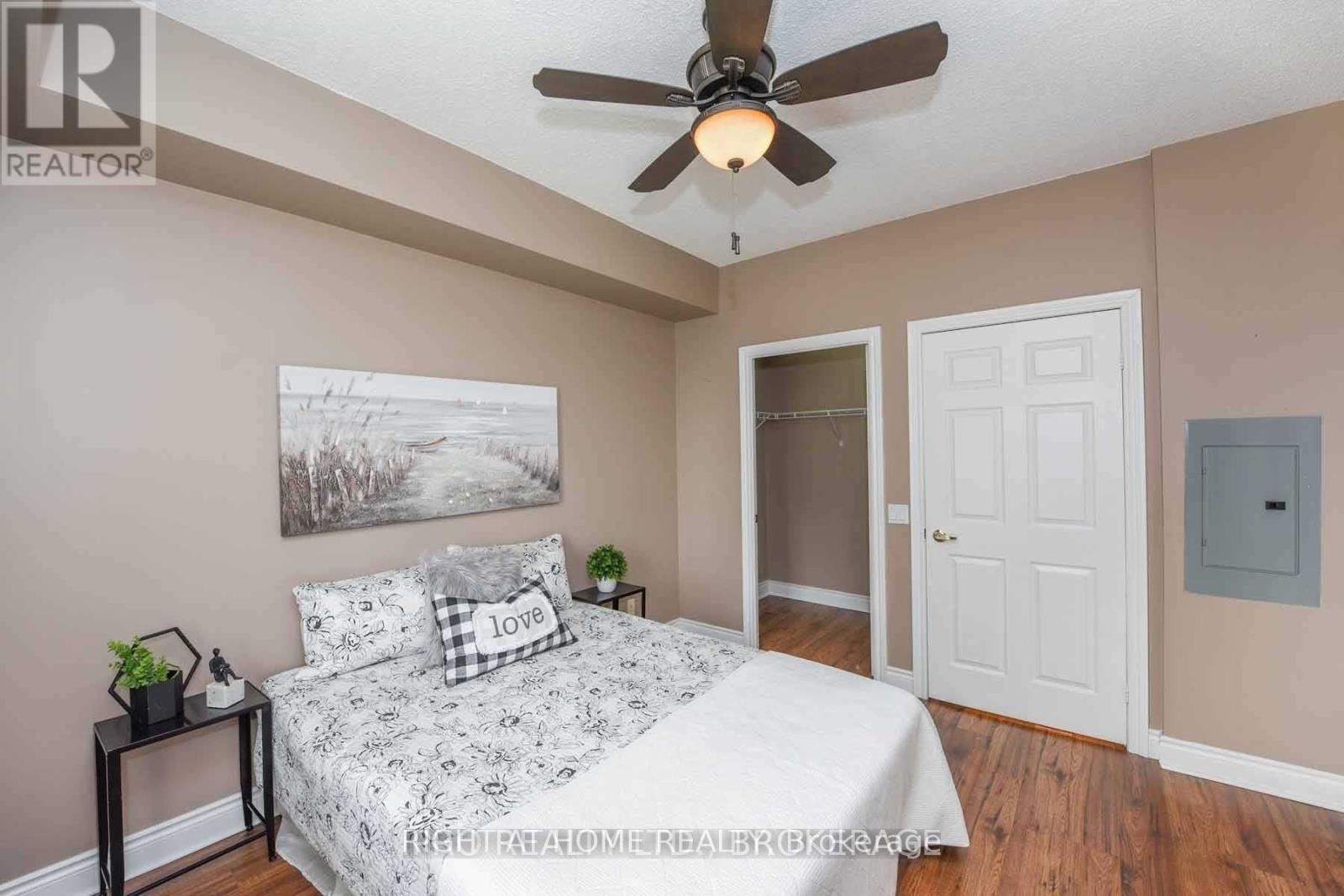 2607 - 35 Kingsbridge Garden Circle, Mississauga, Ontario  L5R 3Z5 - Photo 8 - W12401170