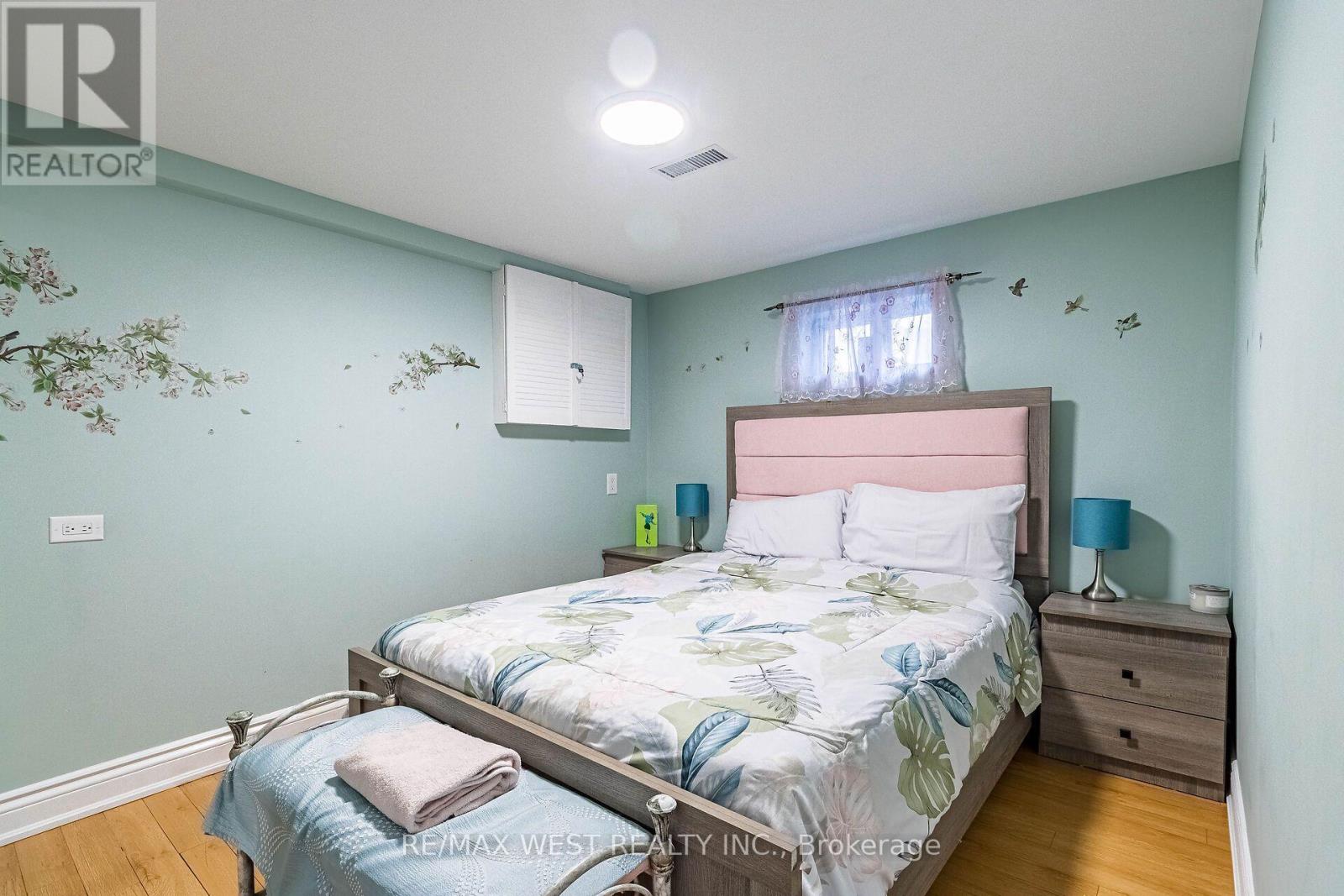 Bsmt - 24 Clarion Road, Toronto, Ontario  M9R 3Y5 - Photo 18 - W12401172