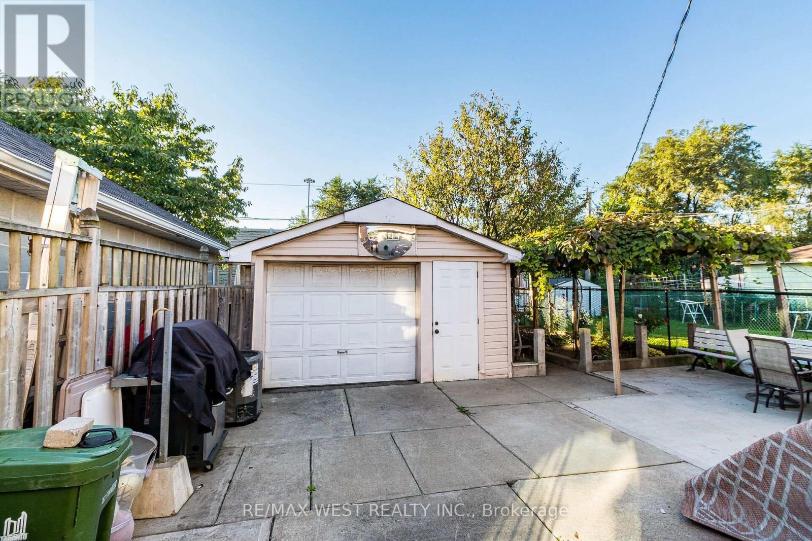 Bsmt - 24 Clarion Road, Toronto, Ontario  M9R 3Y5 - Photo 22 - W12401172