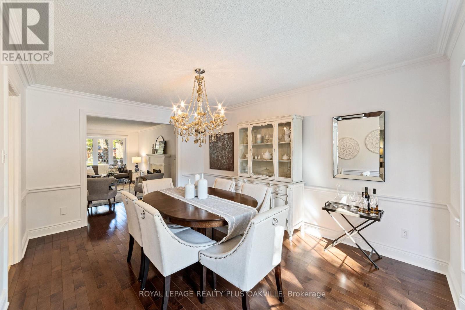 1368 Monks Passage, Oakville, Ontario  L6M 1J5 - Photo 10 - W12401205