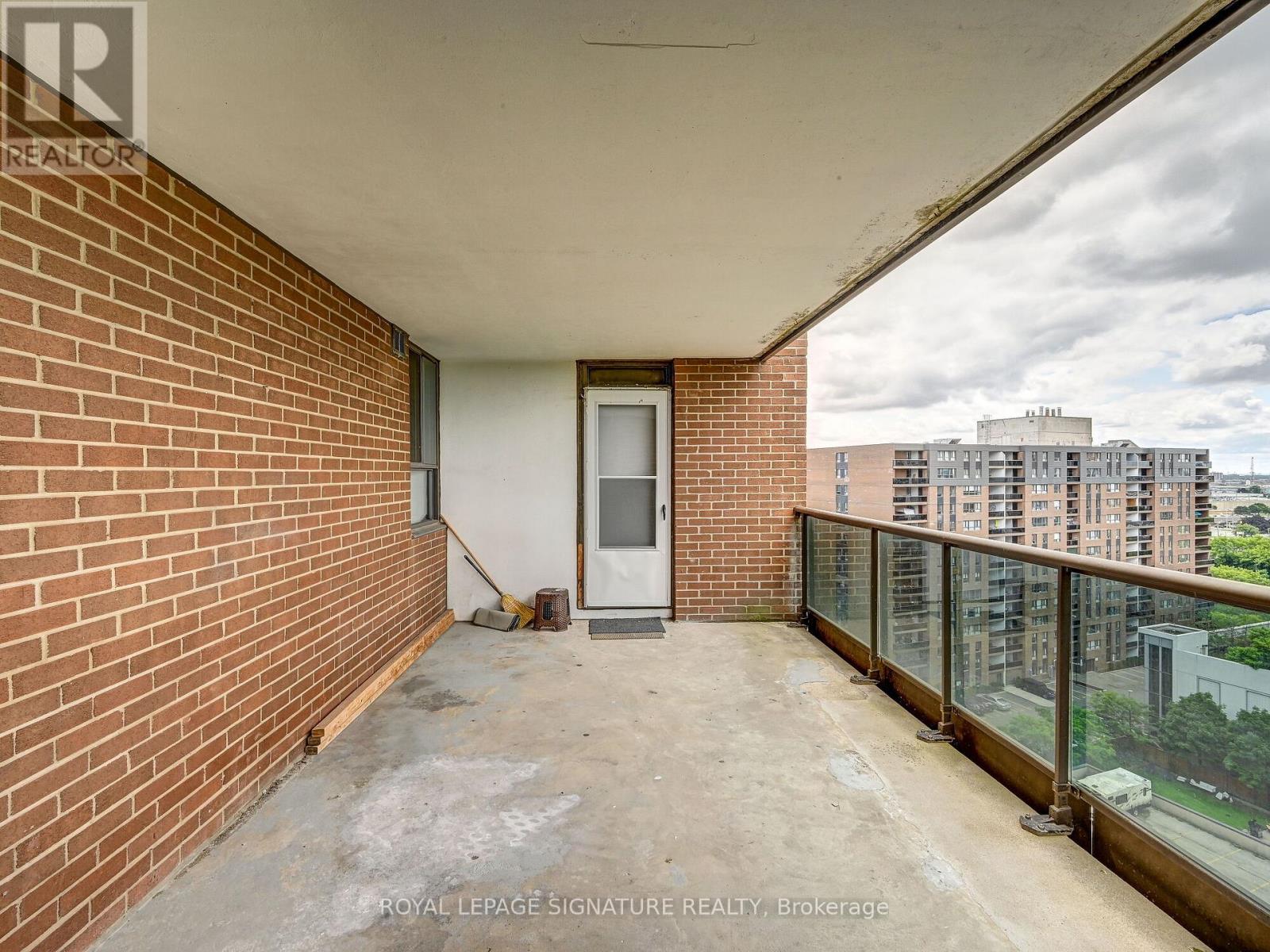 1411 - 4 Lisa Street, Brampton, Ontario  L6T 4B6 - Photo 18 - W12401256