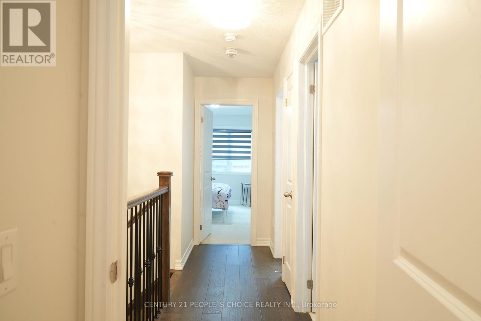 4 Kempsford Crescent, Brampton, Ontario  L7A 4M6 - Photo 12 - W12401265