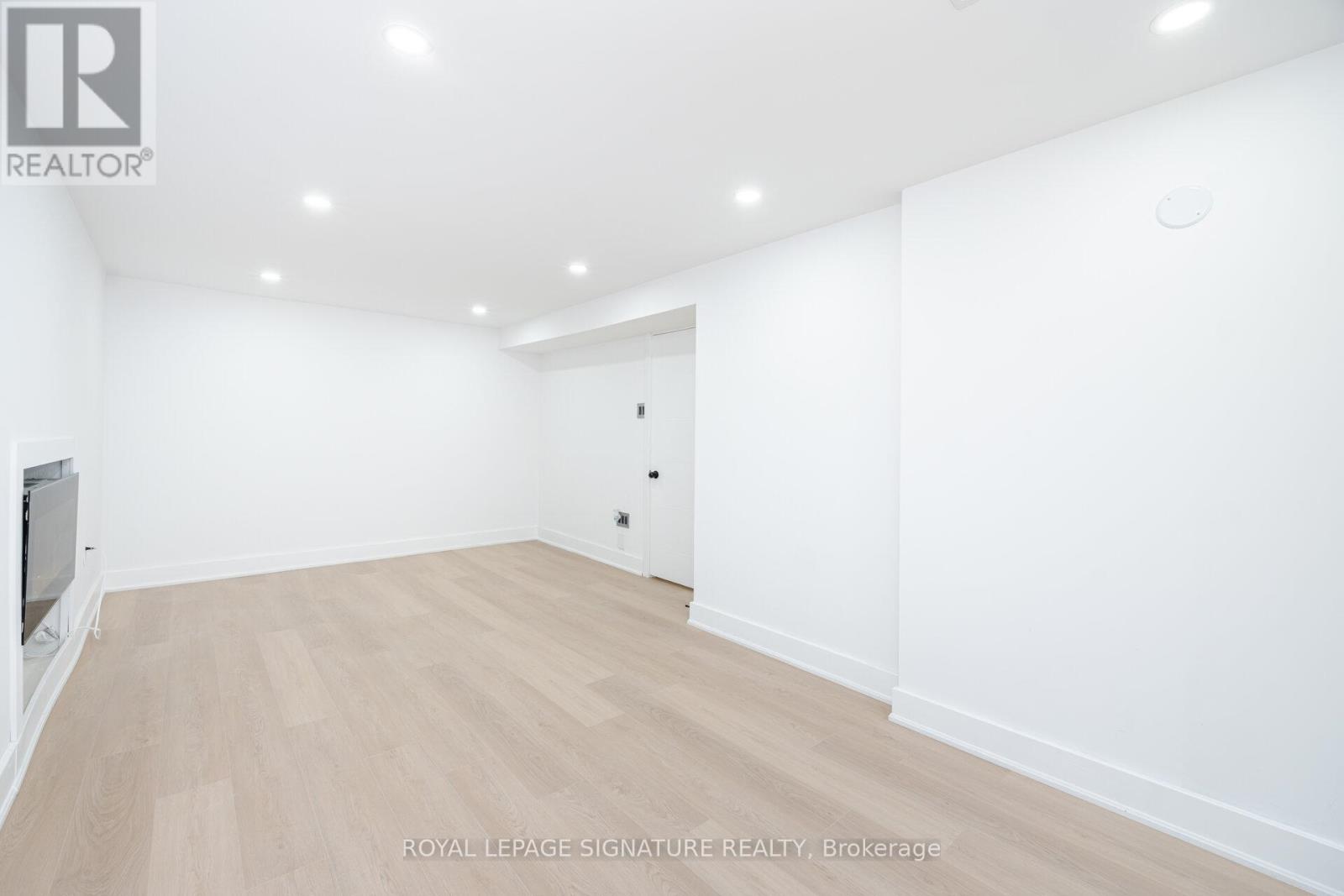 85 - 1055 Shawnmarr Road, Mississauga (Port Credit), Ontario  L5H 3V2 - Photo 27 - W12401294