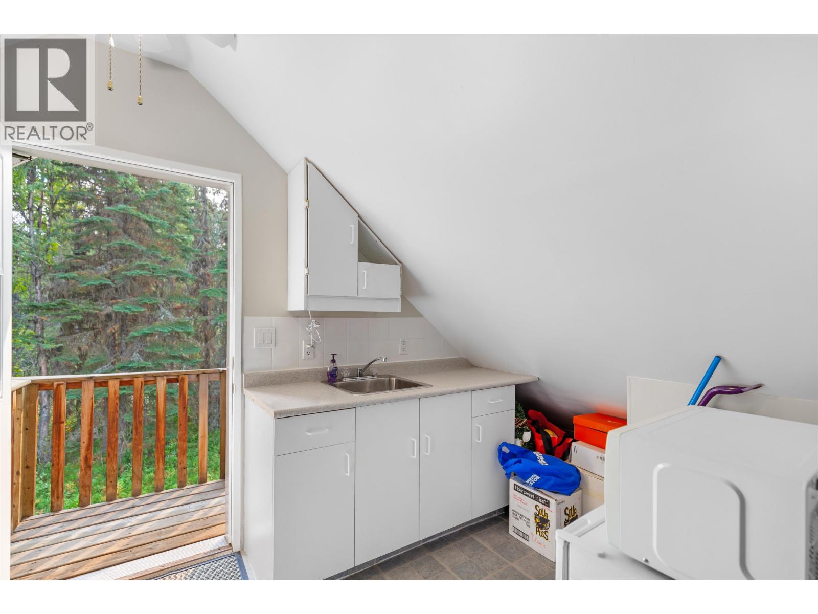9461 Olaf Road, Prince George, British Columbia  V2K 5H8 - Photo 22 - R3047313
