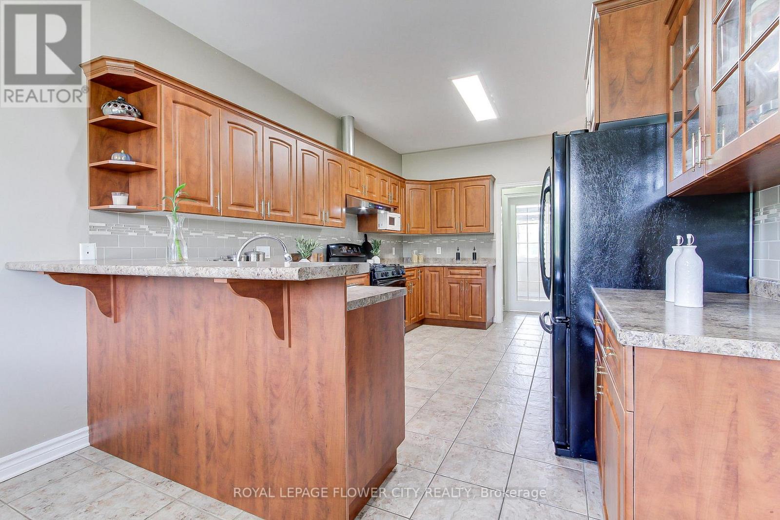 4161 White Road, Port Colborne, Ontario  L3B 5N7 - Photo 14 - X12401210