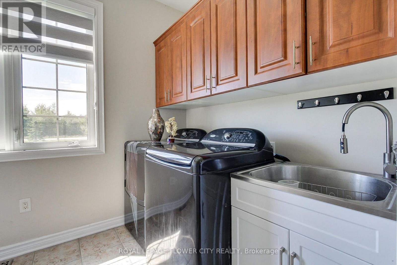 4161 White Road, Port Colborne, Ontario  L3B 5N7 - Photo 23 - X12401210