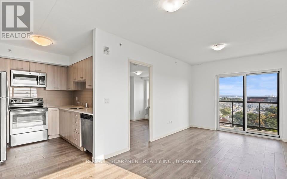 708 - 220 Cannon Street E, Hamilton, Ontario  L8L 2B1 - Photo 2 - X12401215