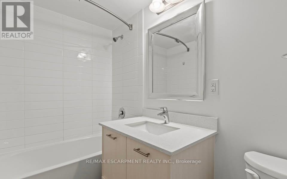 708 - 220 Cannon Street E, Hamilton, Ontario  L8L 2B1 - Photo 7 - X12401215