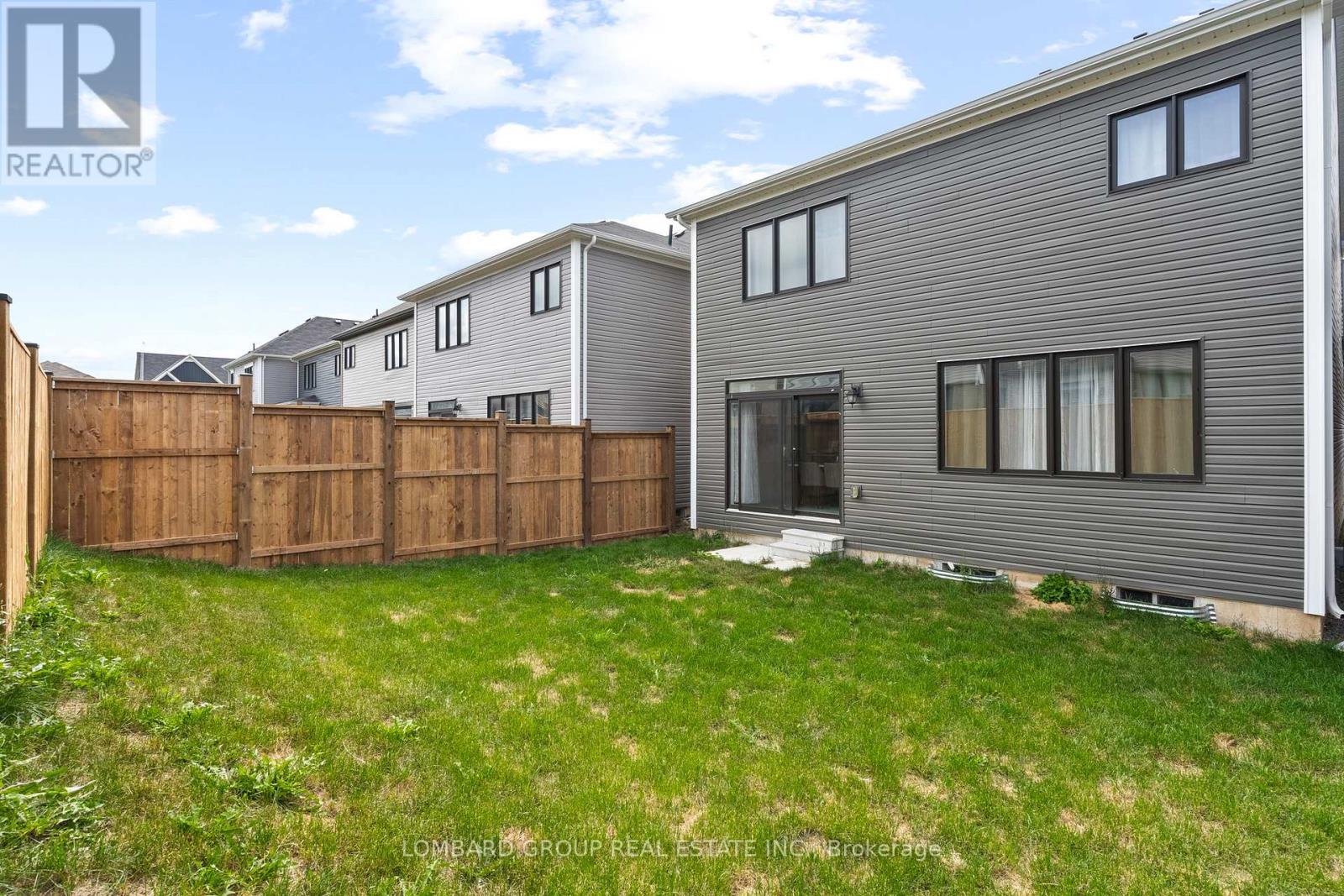 212 Vanilla Trail, Thorold, Ontario  L2V 0L3 - Photo 37 - X12401224