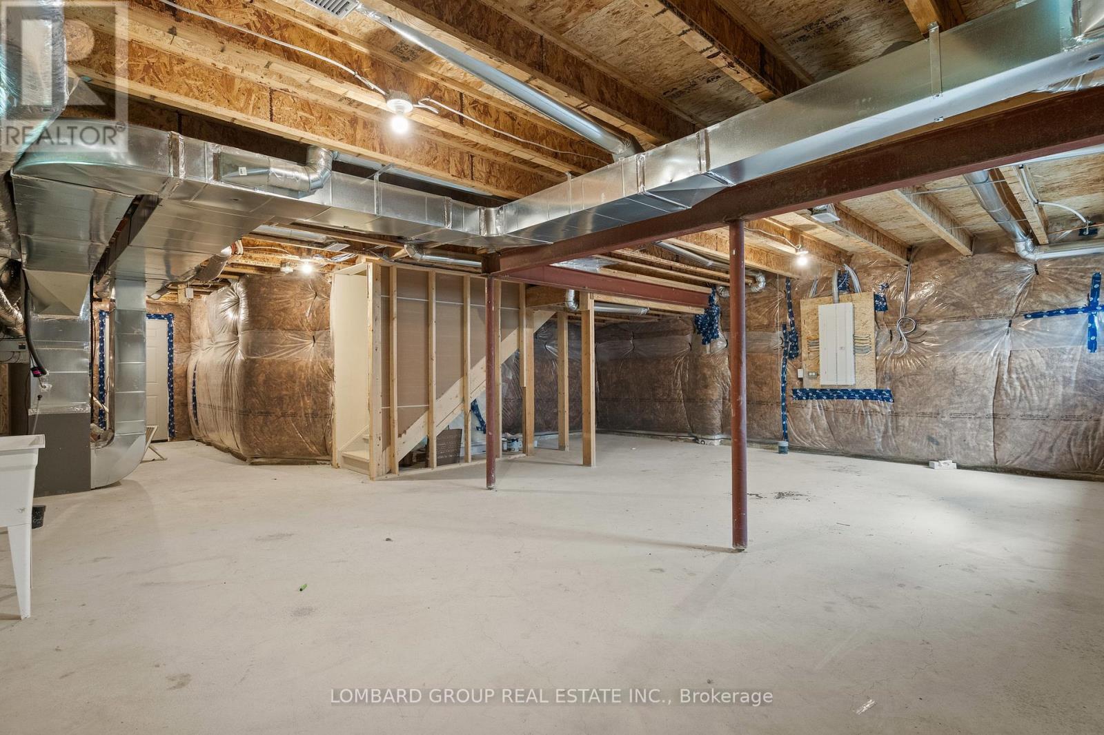 212 Vanilla Trail, Thorold, Ontario  L2V 0L3 - Photo 40 - X12401224