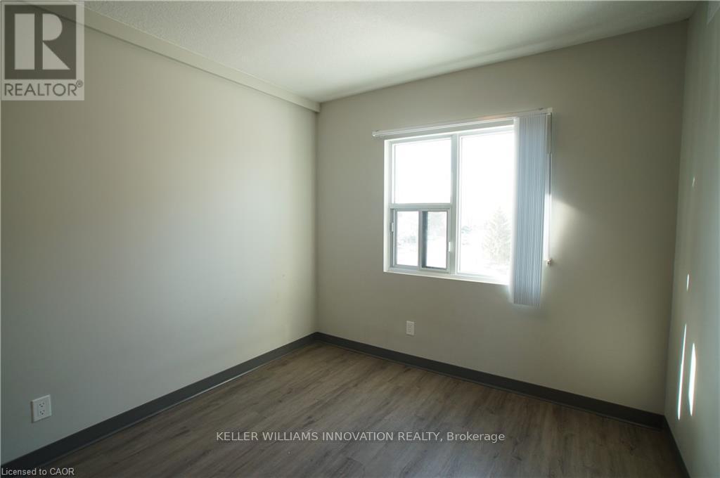 901 - 595 Strasburg Road, Kitchener, Ontario  N2E 4J1 - Photo 8 - X12401249