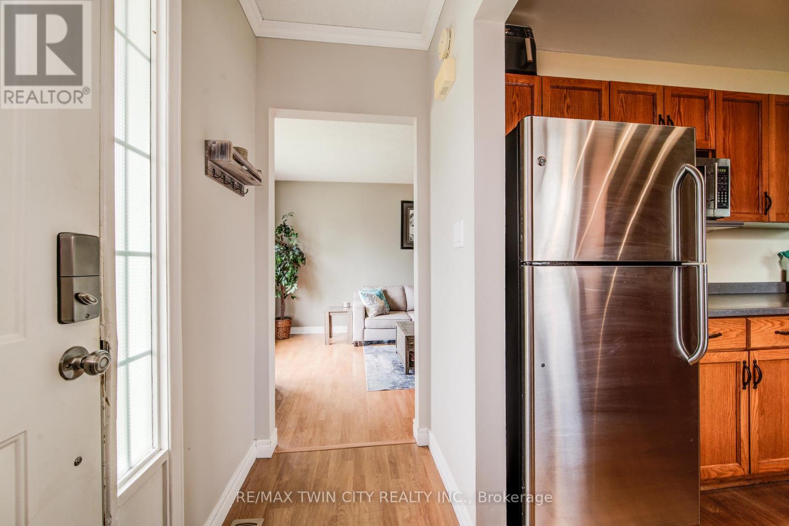 48 Albert Street E, Blandford-Blenheim (Plattsville), Ontario  N0J 1S0 - Photo 4 - X12401274
