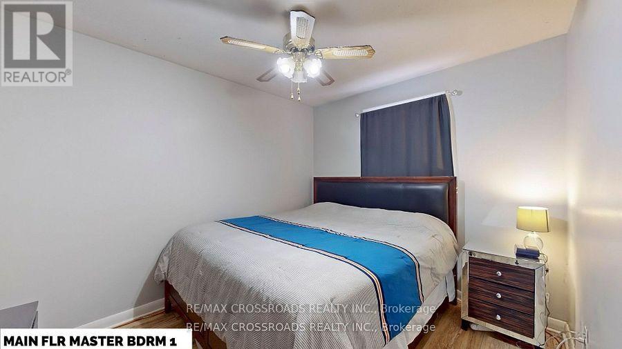 260 Connaught Avenue, Toronto, Ontario  M2M 1H5 - Photo 13 - C12400756