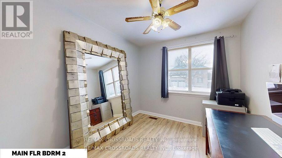 260 Connaught Avenue, Toronto, Ontario  M2M 1H5 - Photo 16 - C12400756