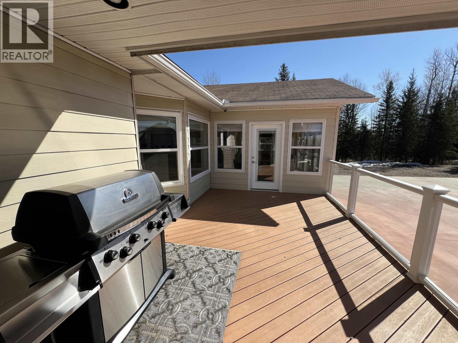 4 Reserve Road, Fort Nelson, British Columbia  V0C 1R0 - Photo 35 - R3047109