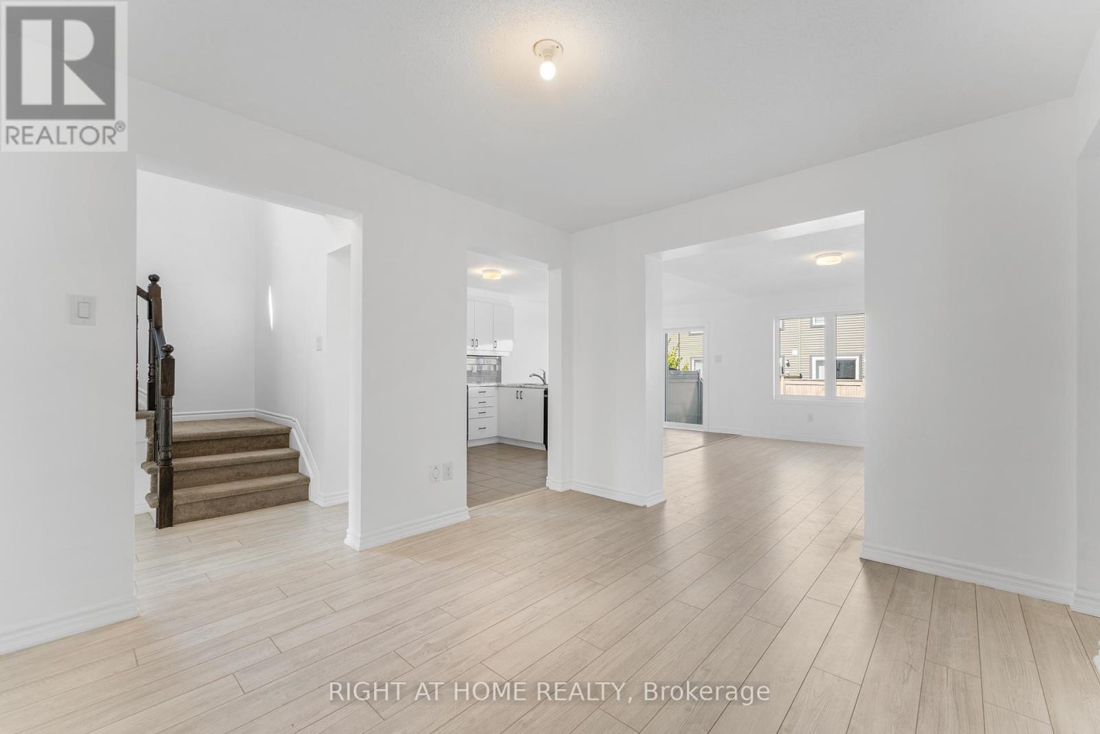 47 Mudminnow Crescent, Ottawa, Ontario  K4A 5H9 - Photo 12 - X12401357