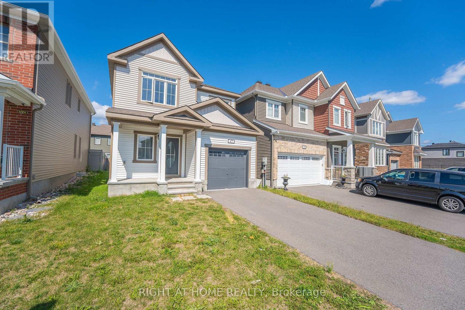 47 Mudminnow Crescent, Ottawa, Ontario  K4A 5H9 - Photo 3 - X12401357