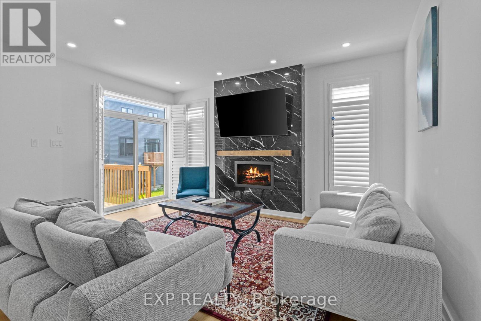 4556 Kelly Farm Drive, Ottawa, Ontario  K1X 0G8 - Photo 14 - X12401394