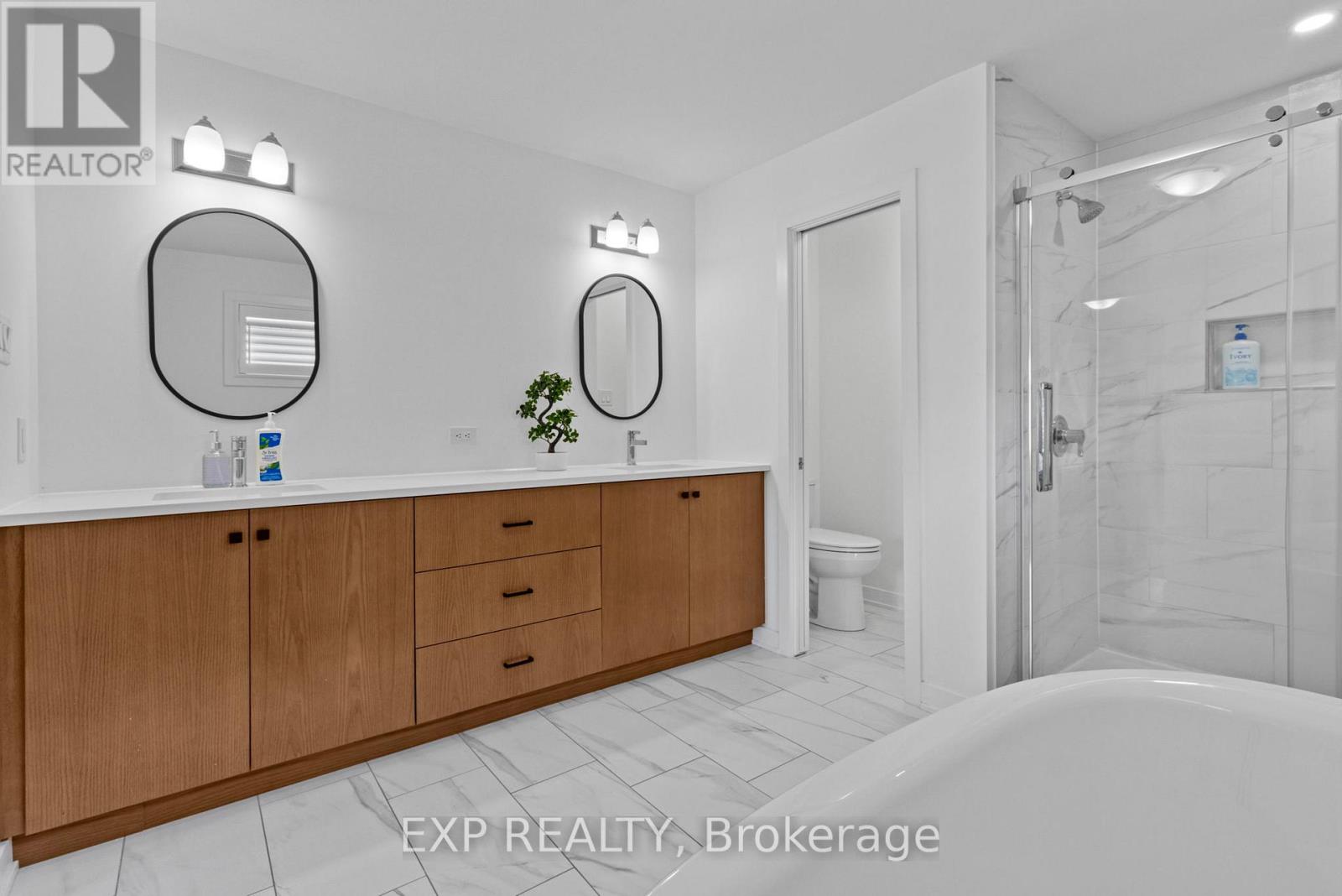 4556 Kelly Farm Drive, Ottawa, Ontario  K1X 0G8 - Photo 23 - X12401394